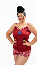 Pijama Corto Satinado de Tirantes con Short Estampado Burdeos