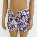 Shorts Playeros con Estampado Floral Morado y Bolsillo para Móvil - Estilo Tropical